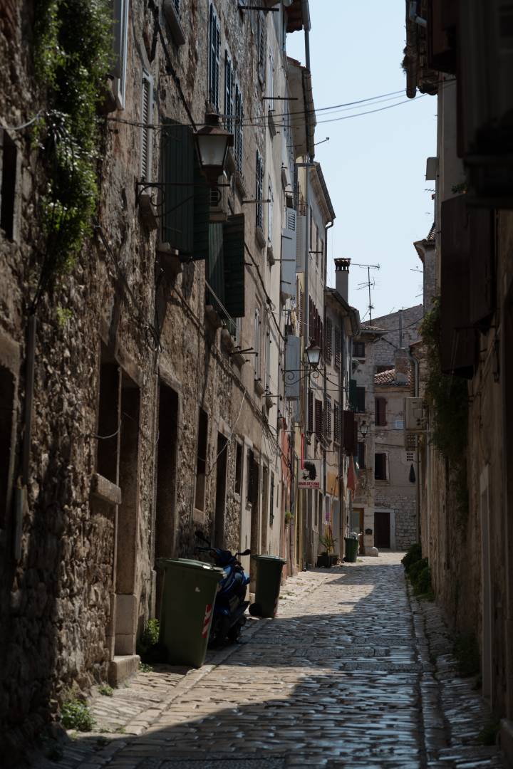 Between West and East, between Italy and the Balkans. Croatia. Summarit-M 75/2.5 1/125 sec, f/4.8, ISO 50 - Leica SL (Image ©Jörg-Peter Rau)
