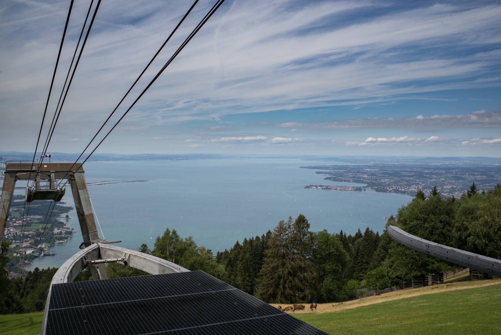 Place with a view: Cable on Mount Pfänder in Austria, above Lake Constance. Summarit-M 35/2.4 1/750 sec, f/4.8, ISO 200 - Leica M Typ 262 (Image ©Jörg-Peter Rau)