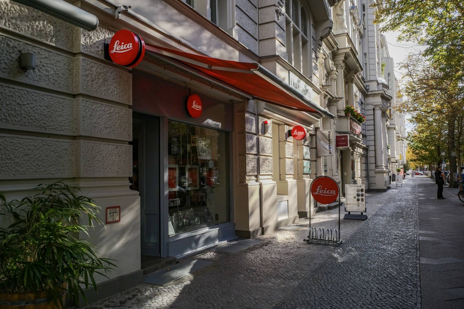 Could we soon see smaller photographic retailers reopening? The signs are looking positive as Germany relaxes rules on small businesses – maybe even Meister Kamera in Berlin will be back in business soon. (Image Mike Evans)