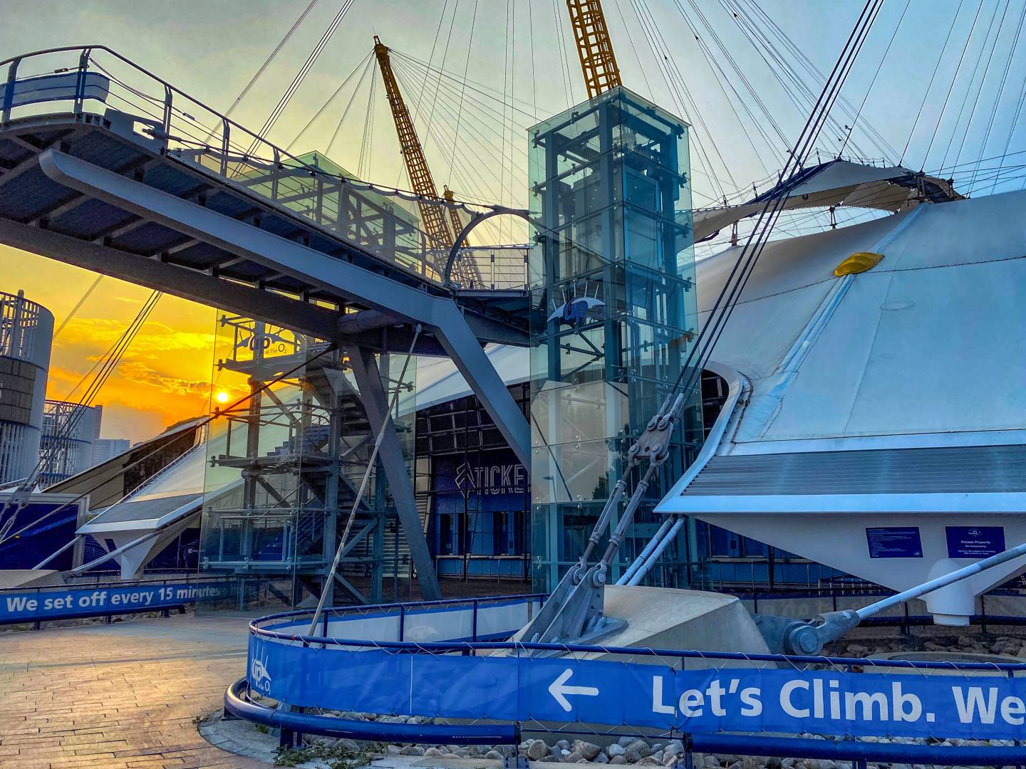 Let's Climb: Abandon hope, all ye who enter this lift...