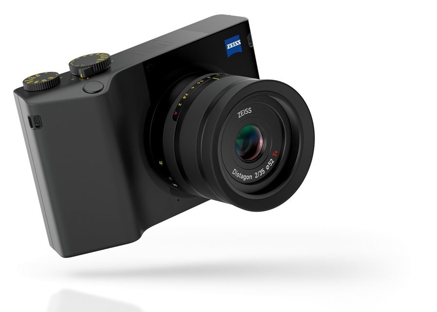 The 35mm Zeiss Distagon T* lens is similar to that seen in the Sony RX1. The ZX1 is a handsome camera, although it is ten percent heavier than its nearest competitor, the Leica Q2