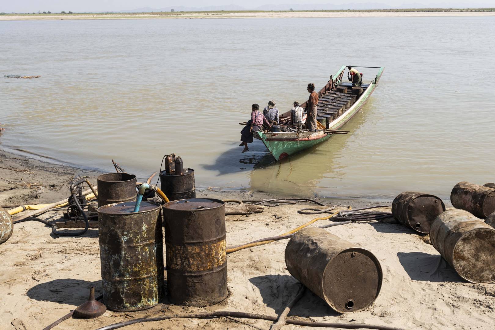 The delivery, fuel oil bunkering