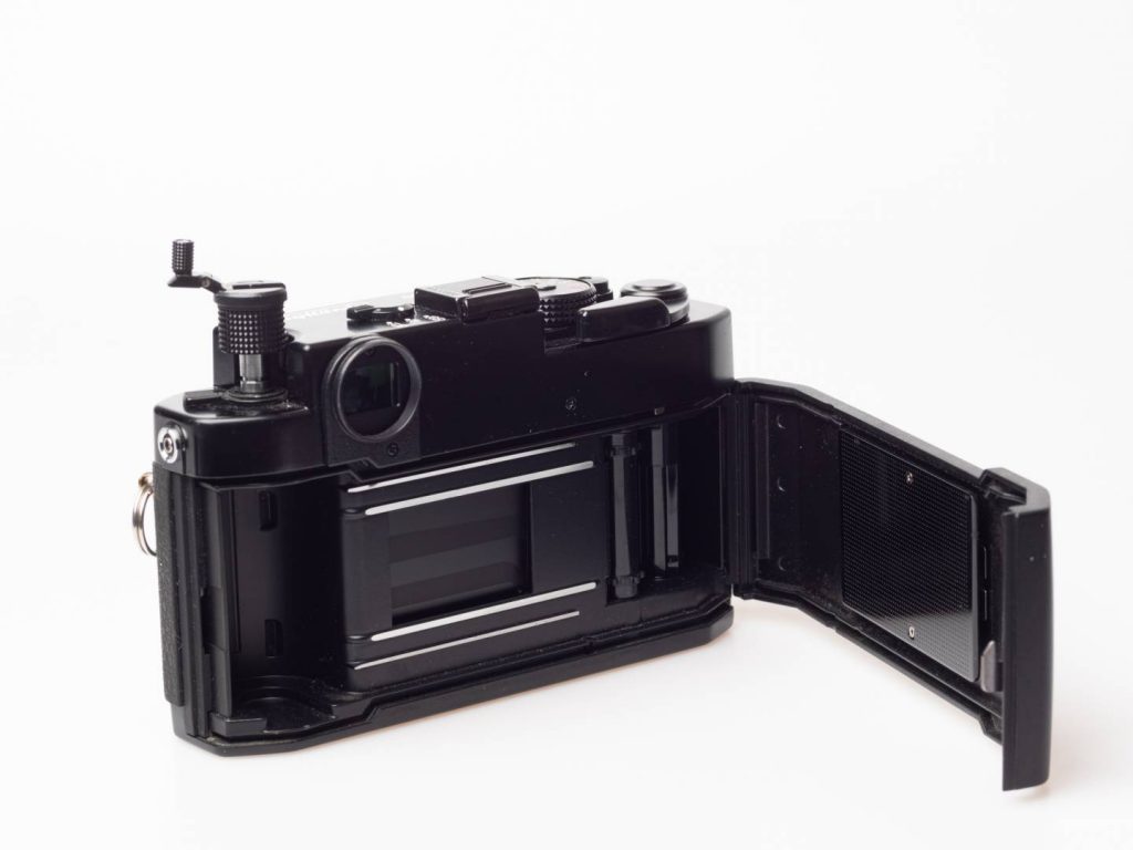 The Voigtländer Bessa R4M came with its 21/4 and 35/1.4 lenses