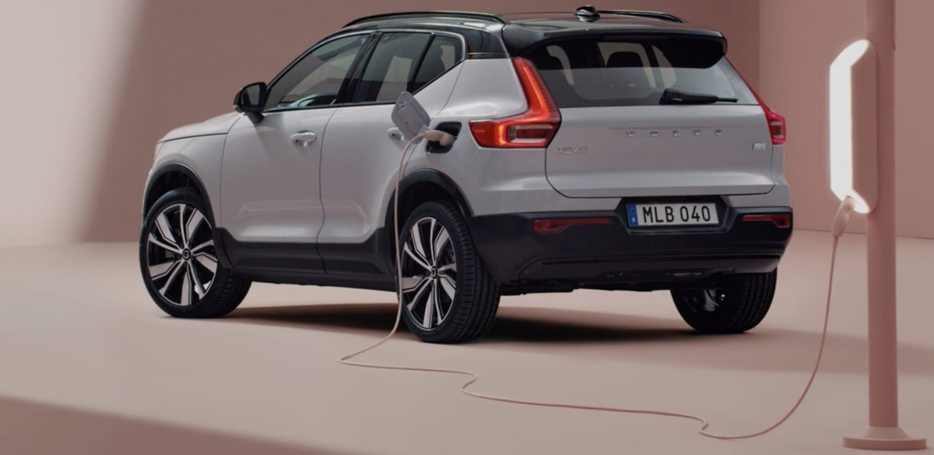 Volvo is committed to electrification soon. The XC40 Recharge is already making headway