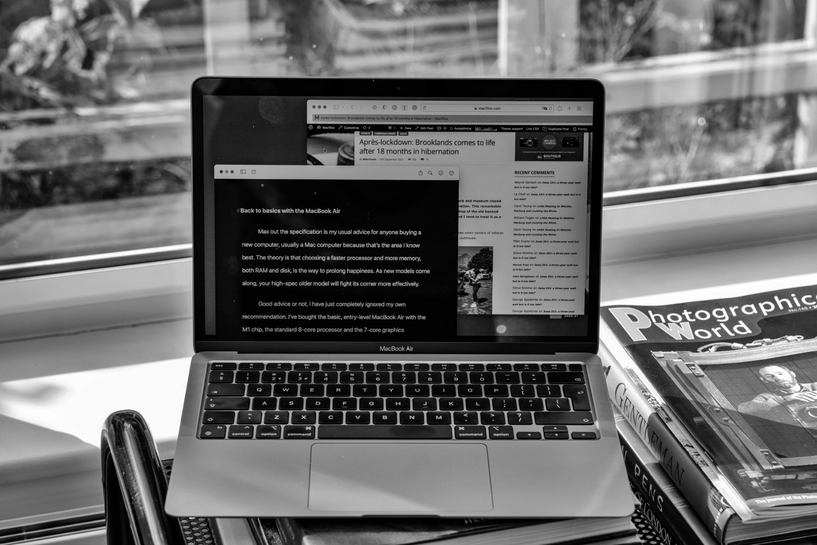 Buying the basic model is satisfying, it's beating the system and avoiding Apple's Siren calls to an enhanced speficiation. But i it a sensible choice?