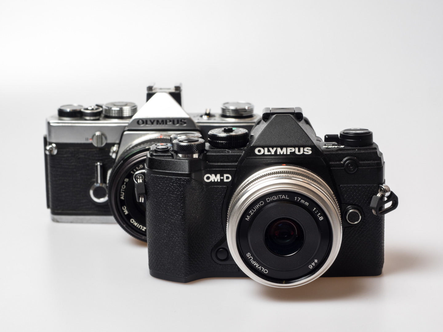 Terrific chic: Let’s hope the relaunch of the OM System brand, formerly known as Olympus, gives a boost to these nice offerings. With so much iconic design in the ancestry, nothing should go wrong with the outward appearance