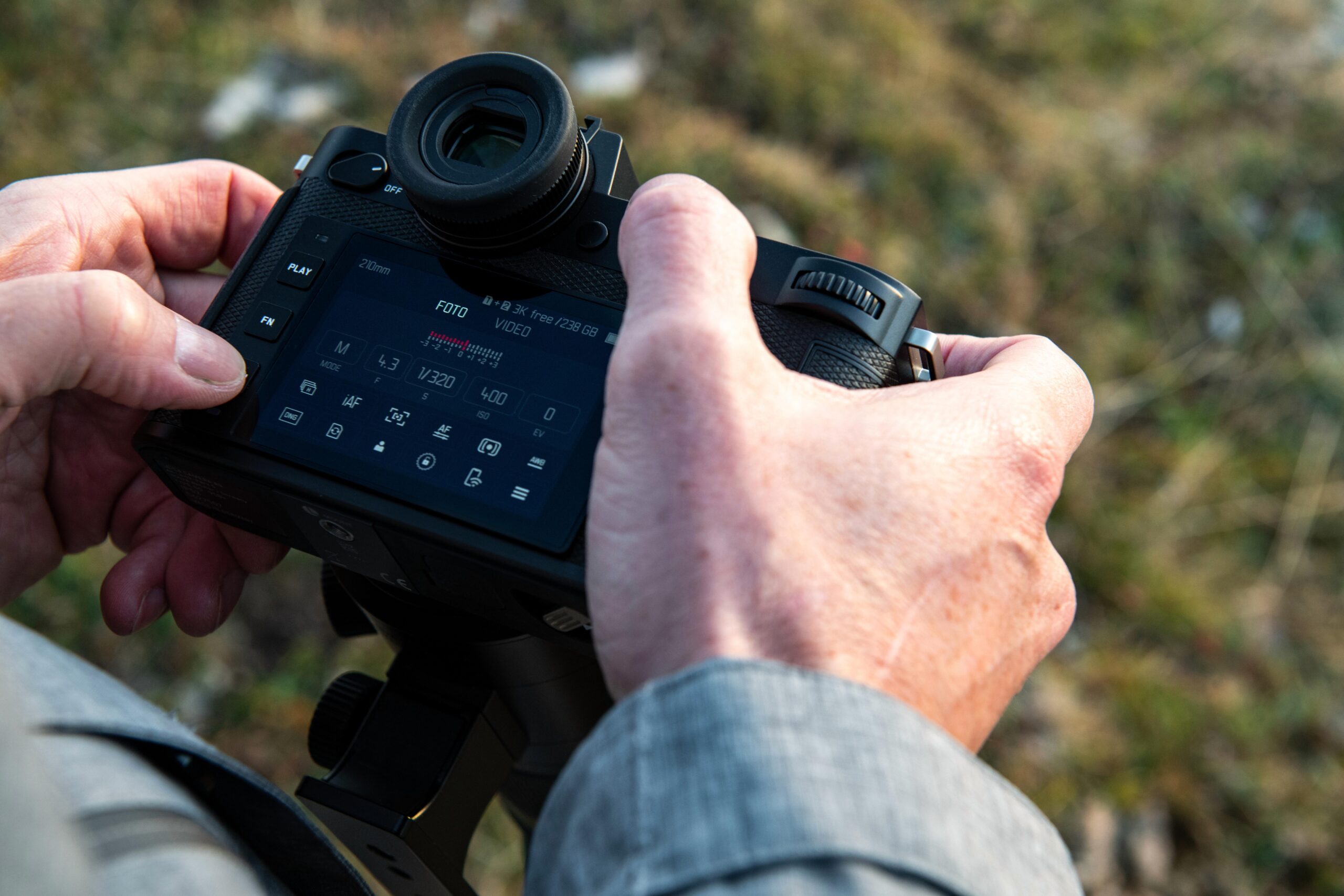 Format the SD card in-camera before adding the firmware update file at root level