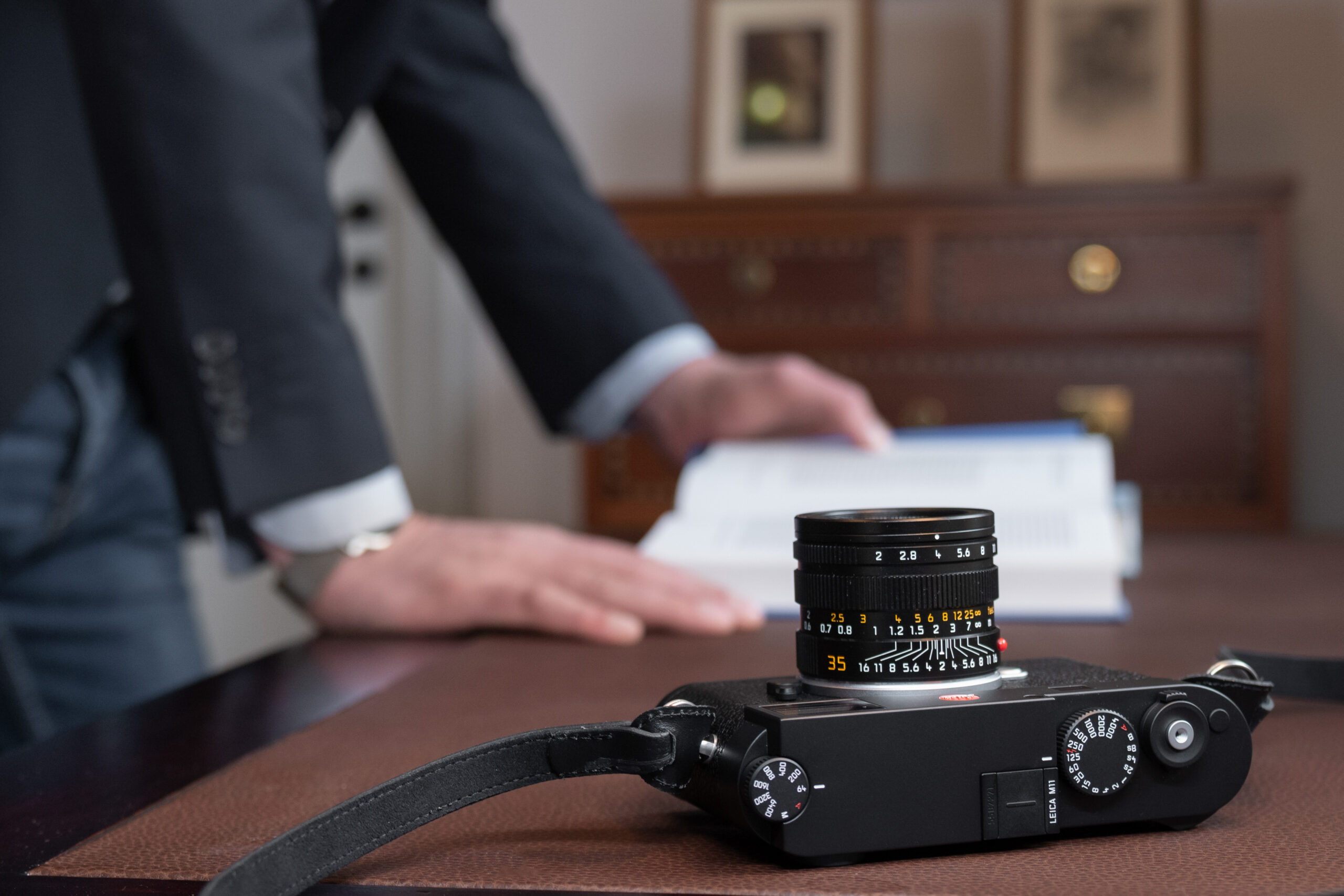 new leica digital camera