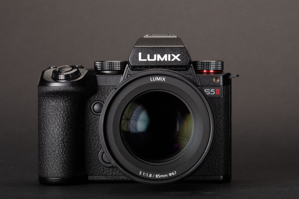 Panasonic Lumix S5 II announced with hybrid phasedetect autofocus capability Macfilos