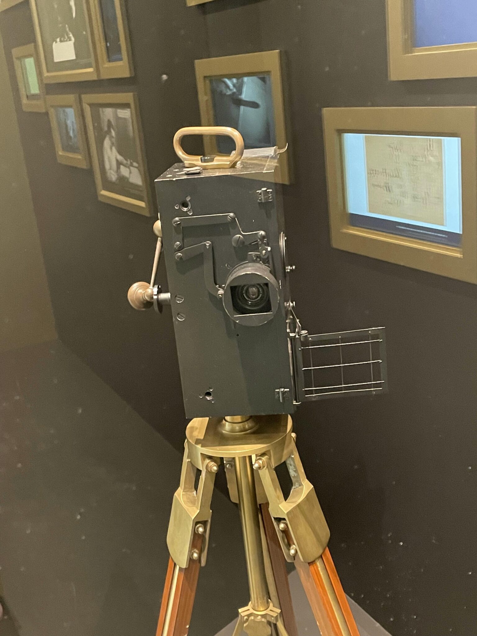 Ernst Leitz II: Leica camera was approved 100 years ago this week