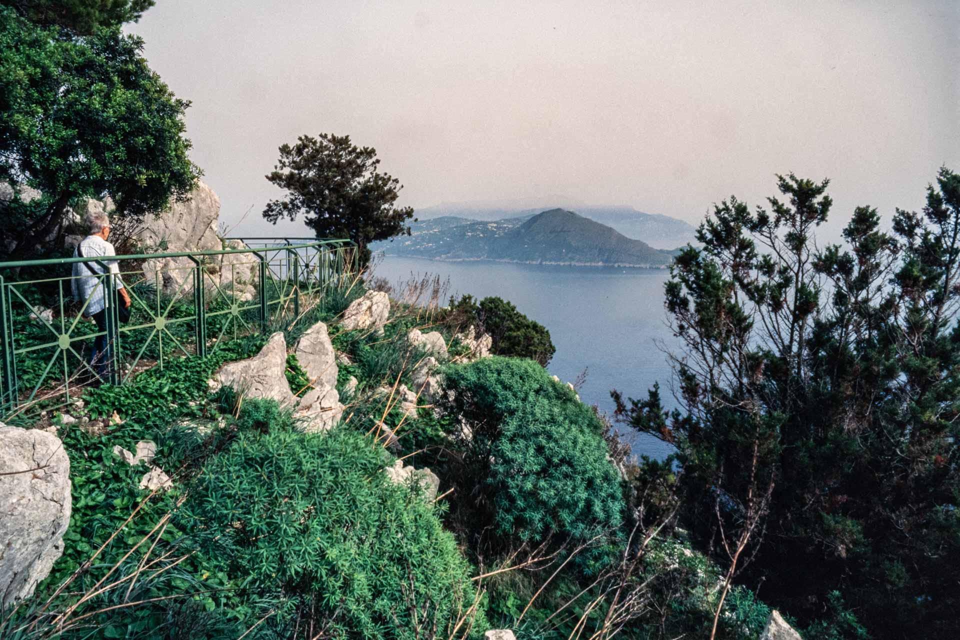 Image from Italy, taken with Olympus OM-4 Ti analogue camera