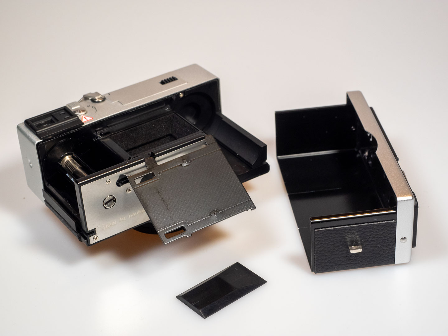Product image shows Rollei 35AF analogue camera (2024)