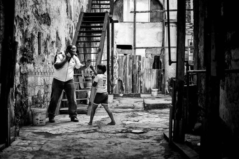 The Answers: Choosing between monochrome and colour conversion images