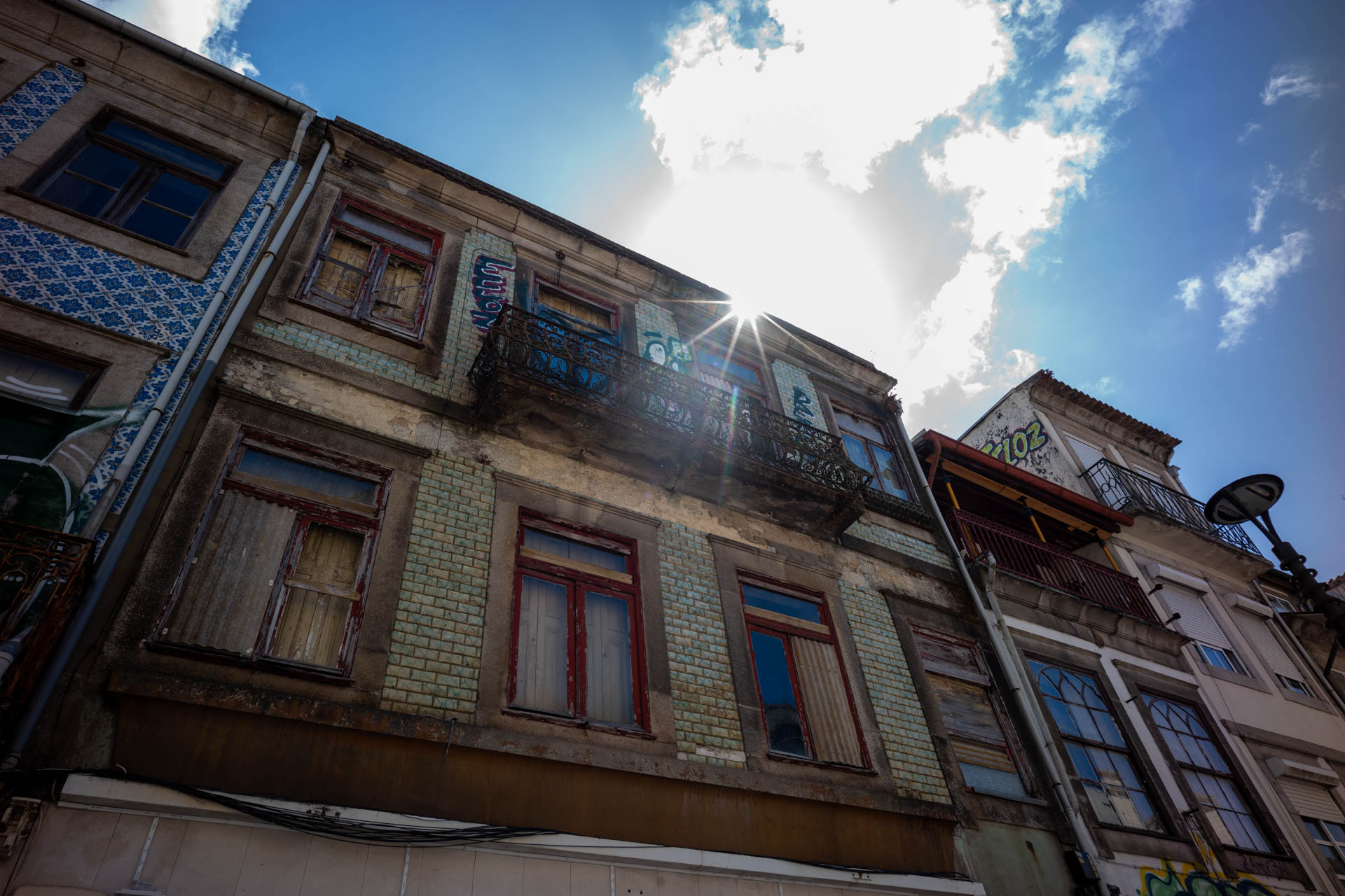 Sample image shows performance of Zeiss Biogon 35/2.8, member of the Zeiss ZM C lenses range.