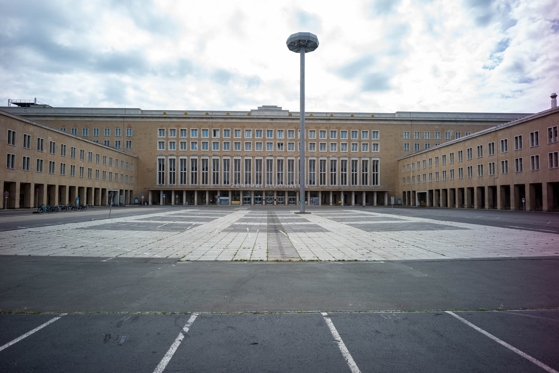 Sample image shows performance of Zeiss Biogon 21/4.5, member of the Zeiss ZM C lenses range.