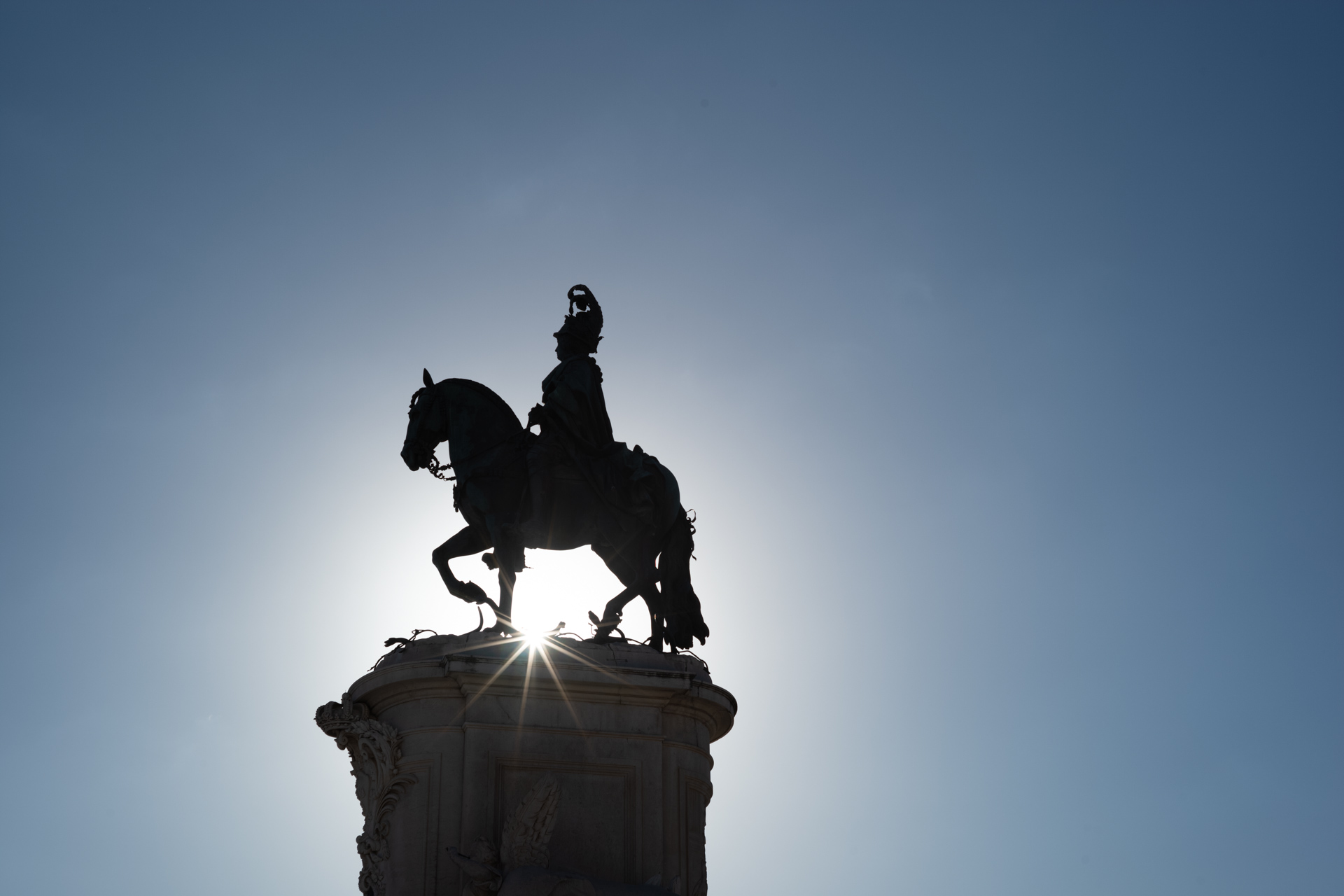 Sample image shows performance of Zeiss Sonnar 50/1.5, member of the Zeiss ZM C lenses range.