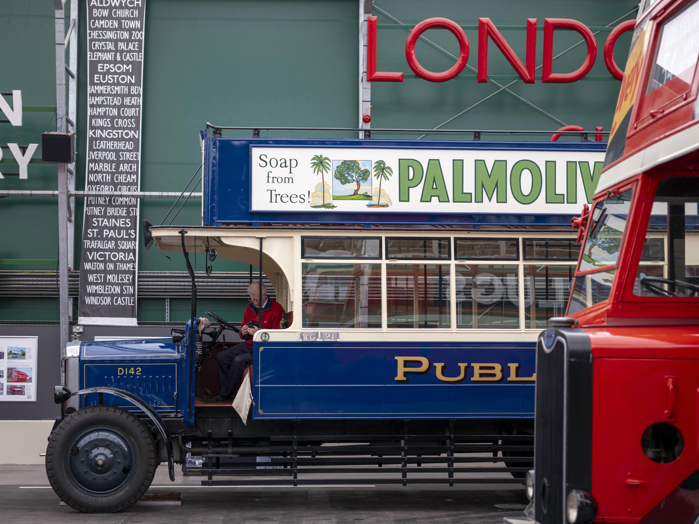 Leica 28-70 Vario-Elmarit f/2.8 test shots