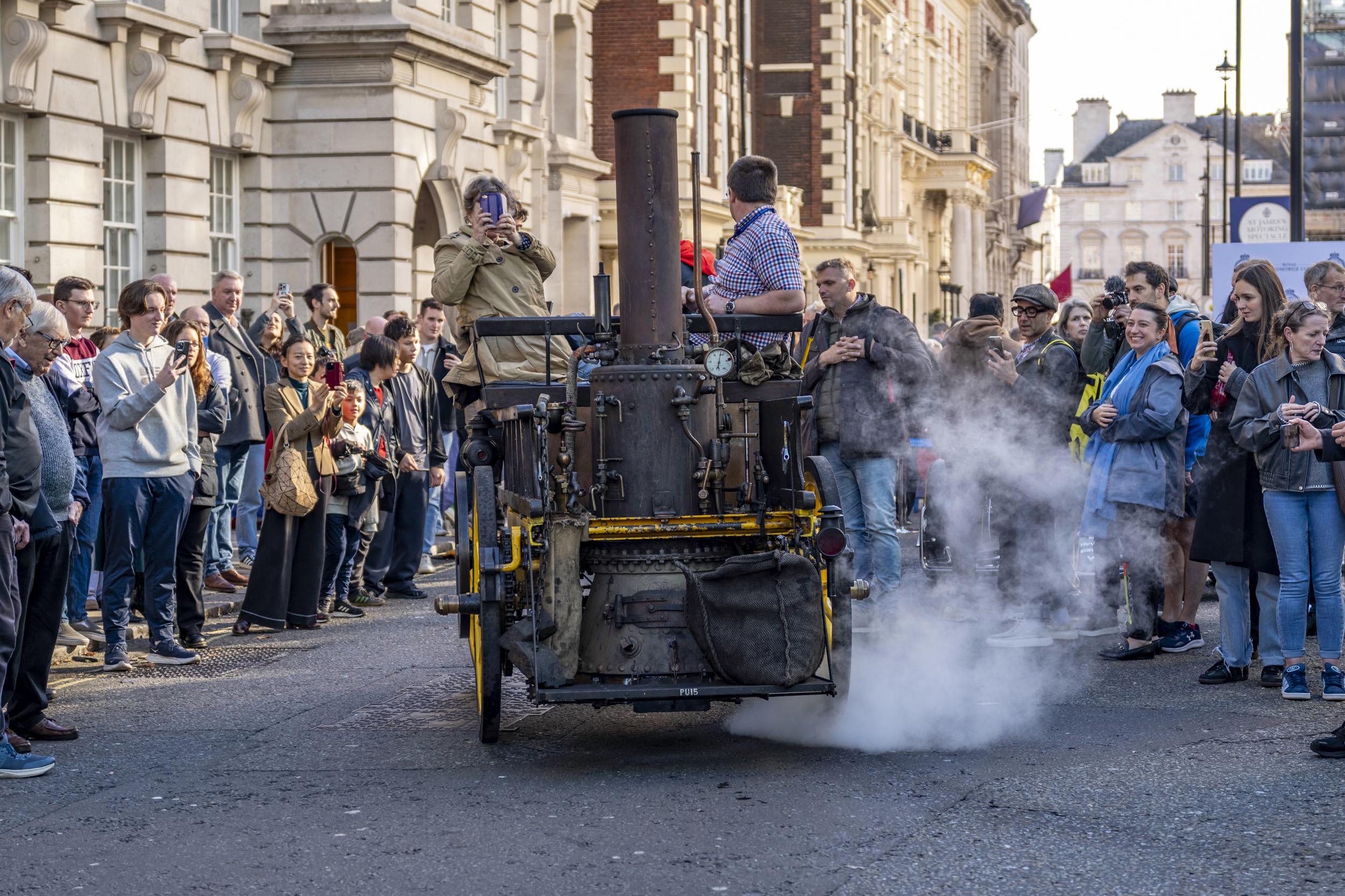 Leica 28-70 Vario-Elmarit f/2.8 test shots