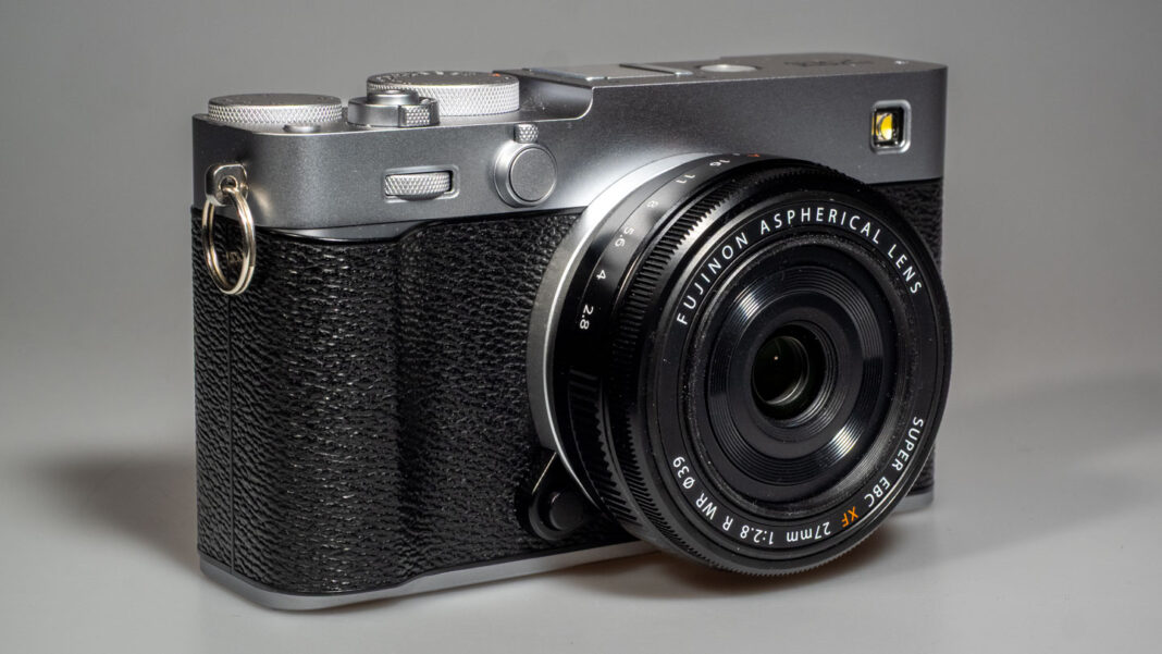 Product image shows Fujifilm X-E5, arguably a Leica alternative