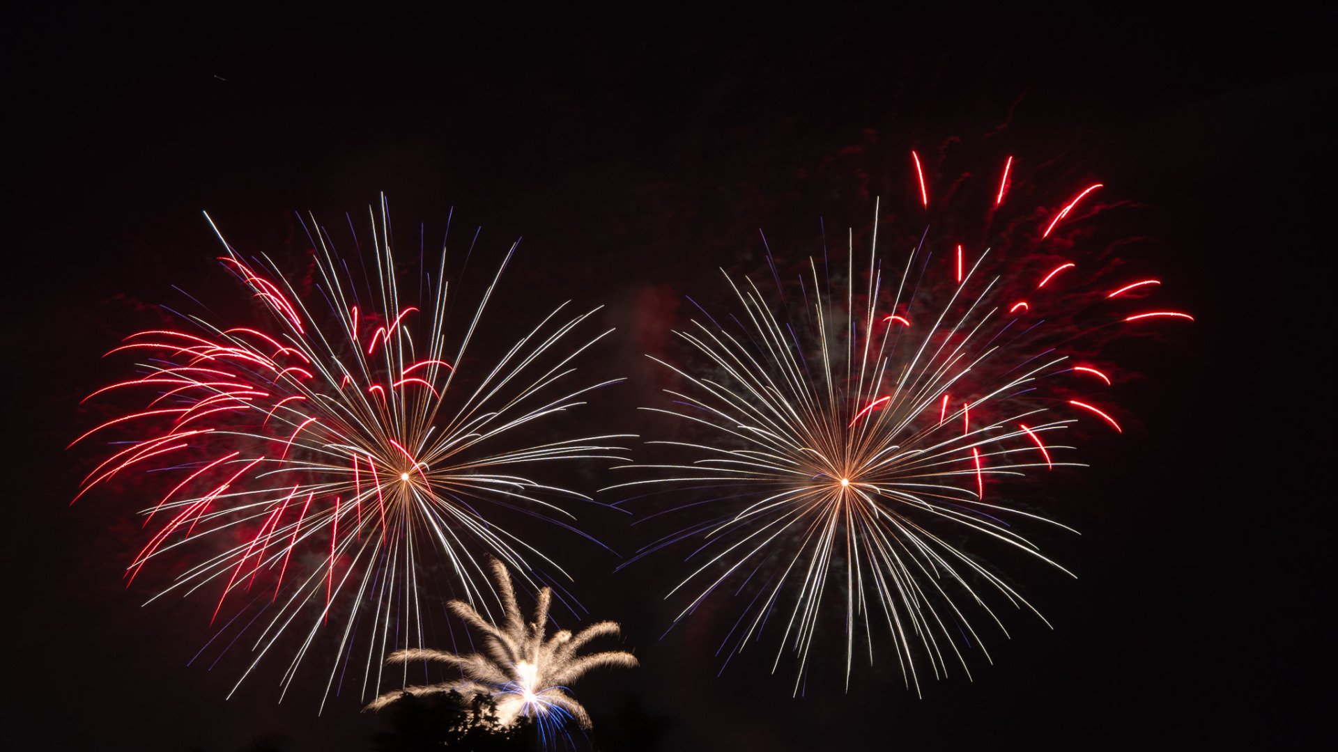 Photographing fireworks