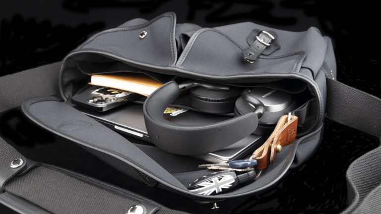 Billingham launches the Icon: A messenger bag for life beyond the camera bag